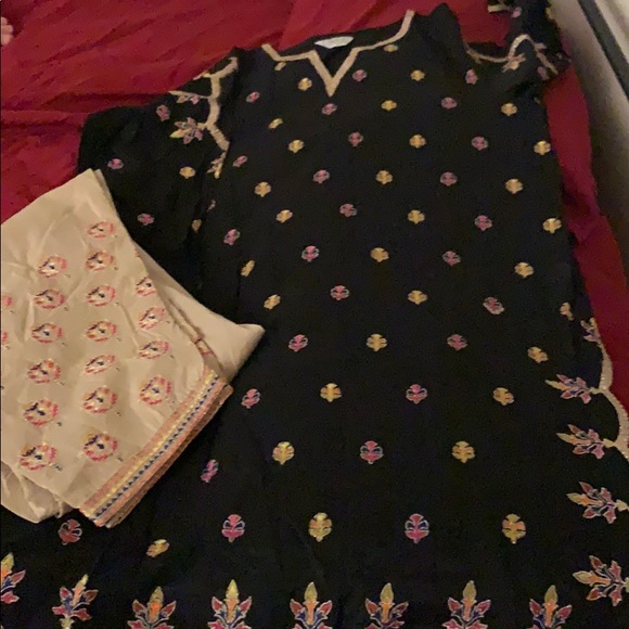 Brian’s new shirt and shalwar suit. - Picture 6 of 6